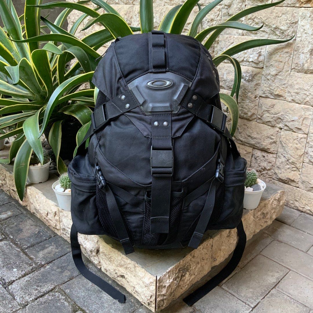 OAKLEY icon backpack オークリー　バックパック　ロゴ