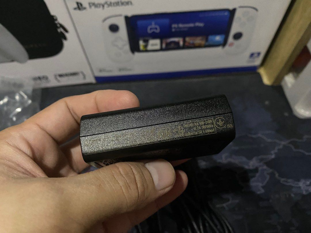 Original ps vita charger for slim, Video Gaming, Gaming Accessories