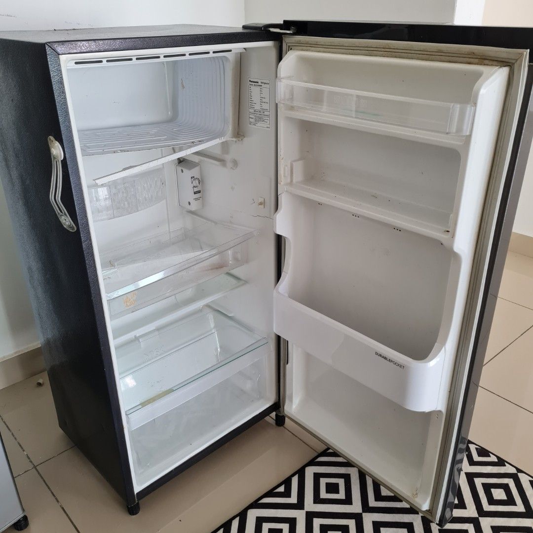 [Broken] Panasonic Fridge / Refrigerator / Peti Ais Spare Parts, TV