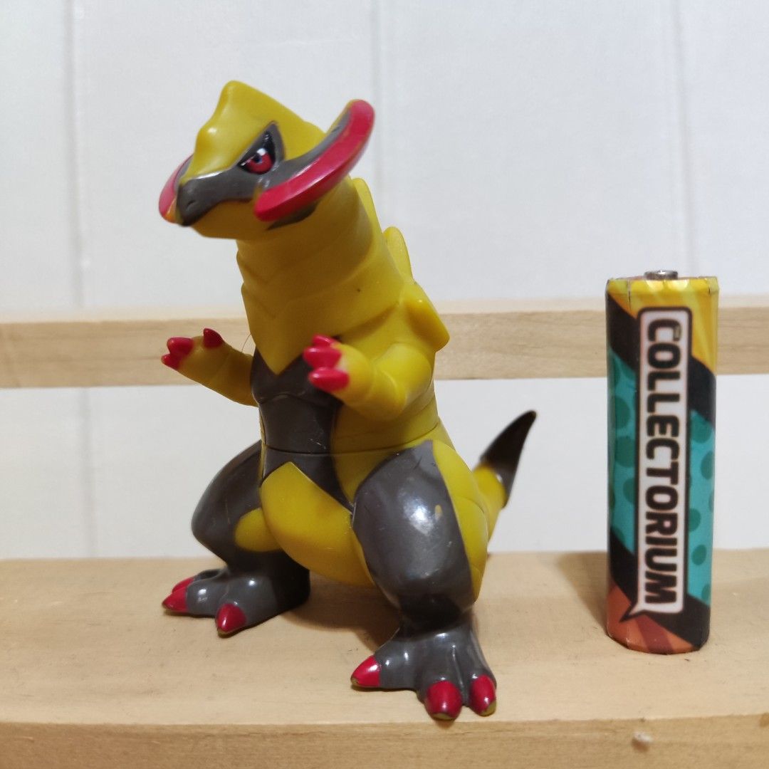 Haxorus figure store