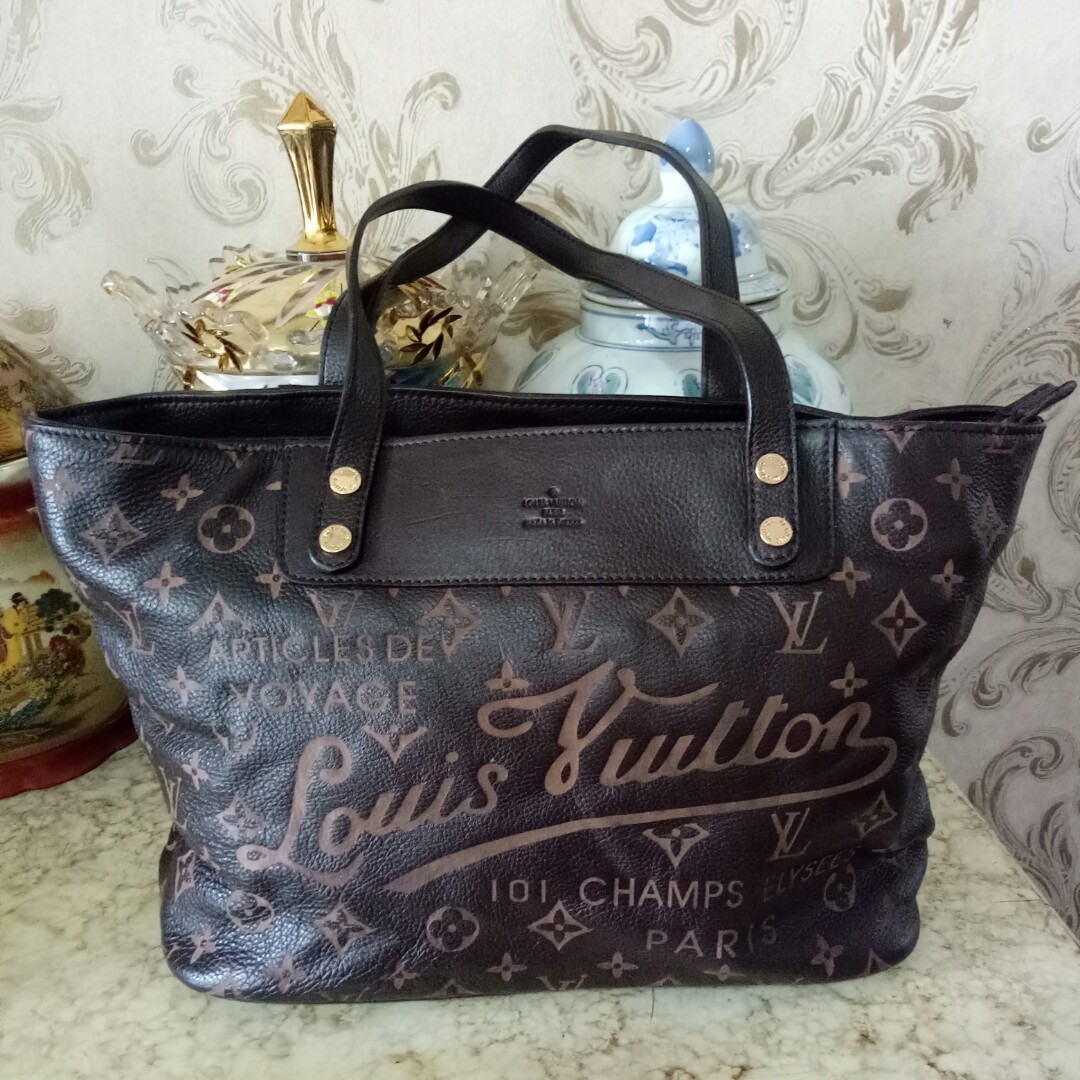 ❎SOLD❎ Brand : Louis Quartos Tote Kulit Asli Size 35.41 Harga 💞