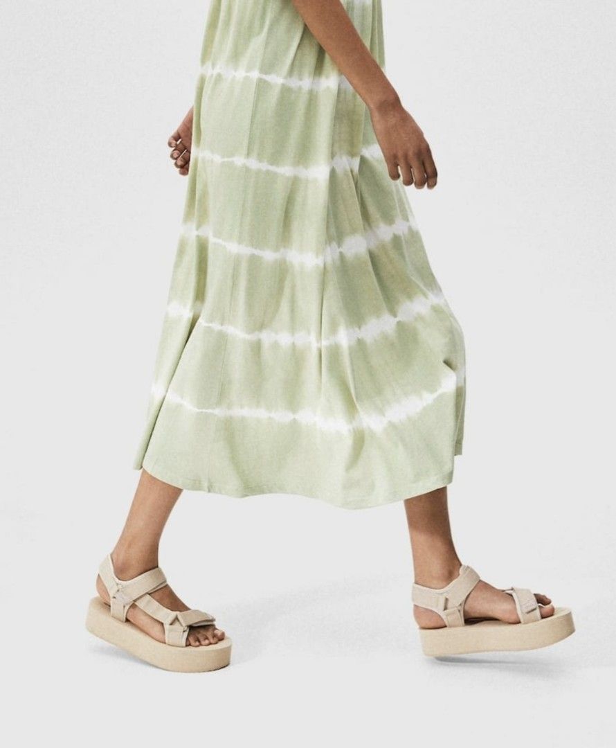 Pull and bear flatforms discount