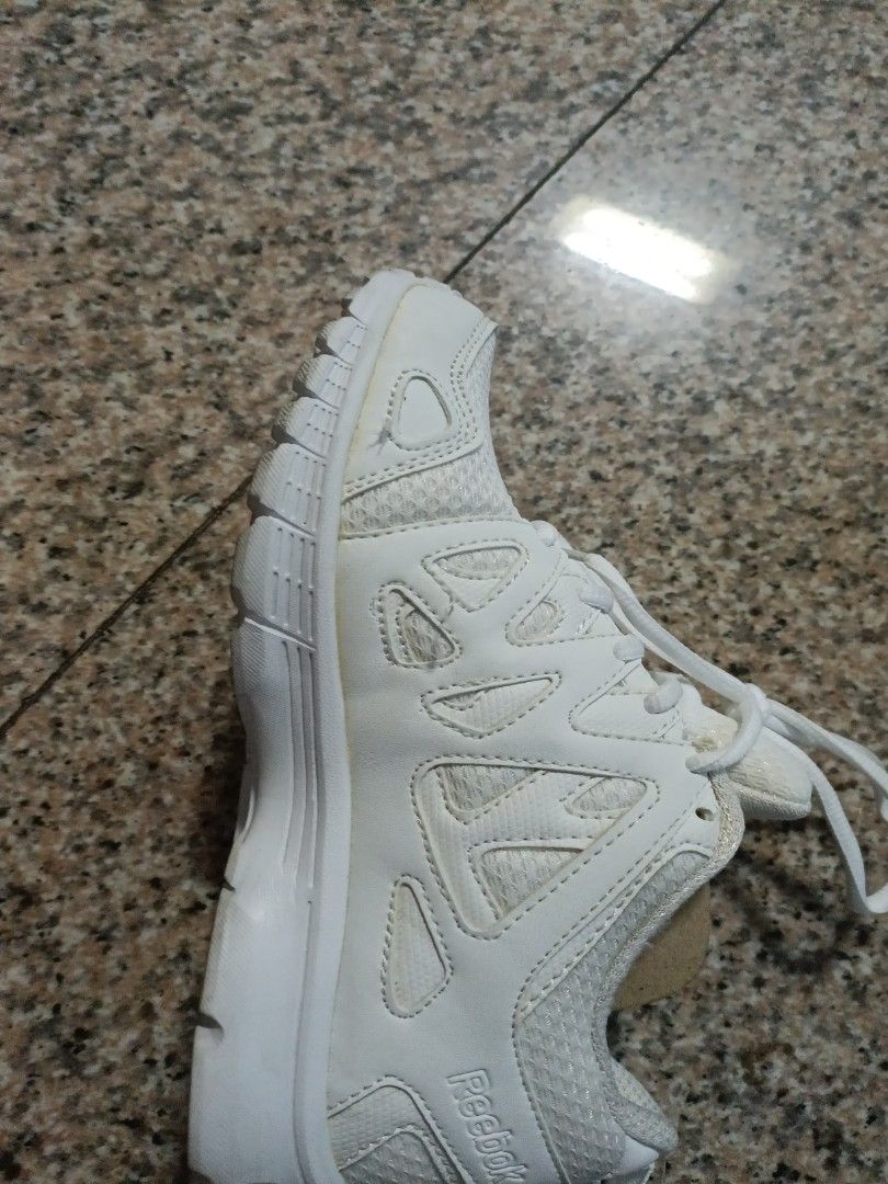 Reebok run hotsell supreme 3.