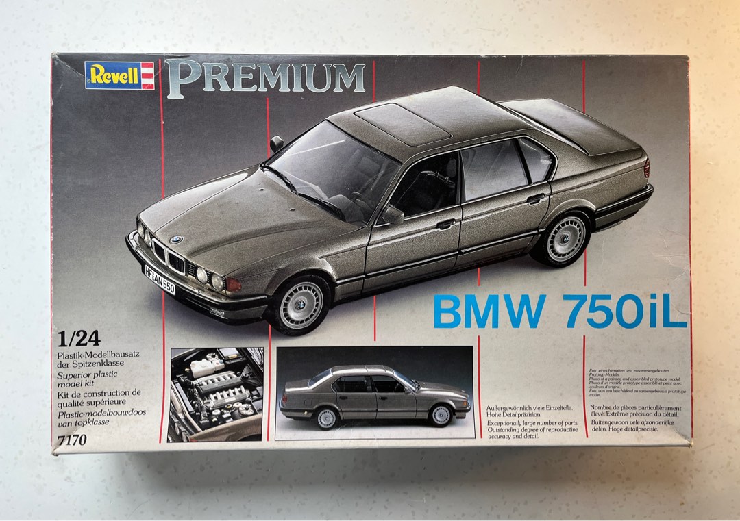 稀有！Revell Premium 1/24 BMW 750iL 寶馬750iL 模型車一套, 興趣及