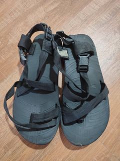 sandugo sandals (preloved)