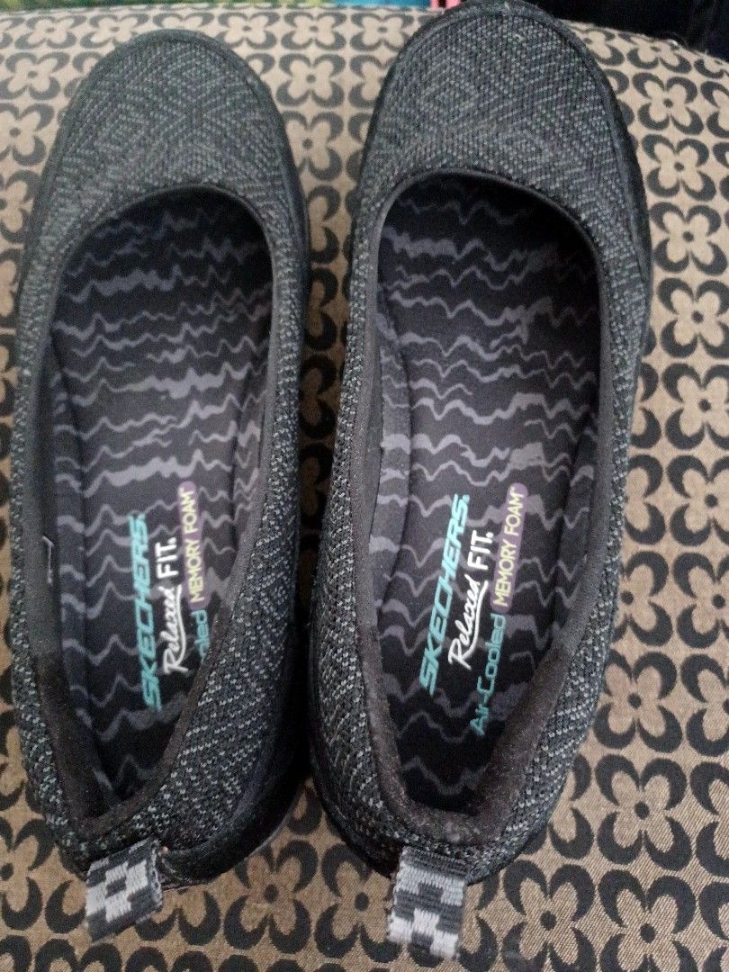Skechers air cooled hotsell memory foam xt