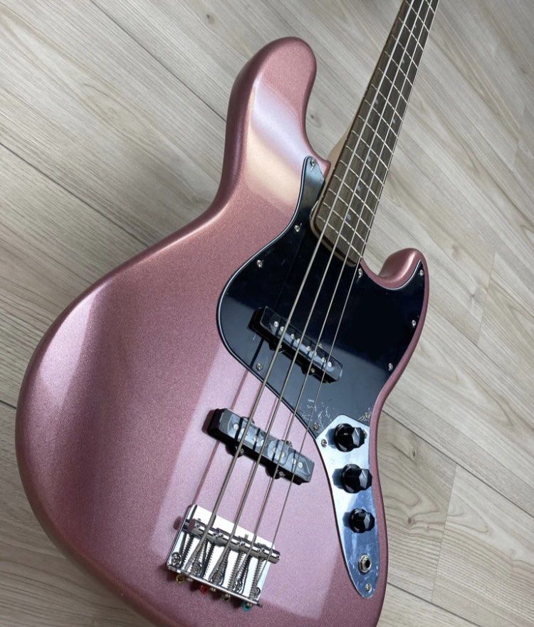 burgundy mist bass