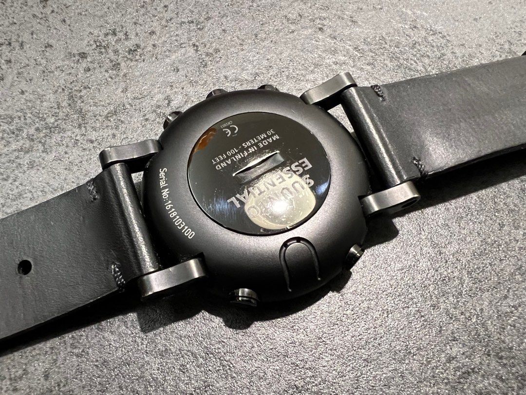 Suunto essential best sale ceramic all black