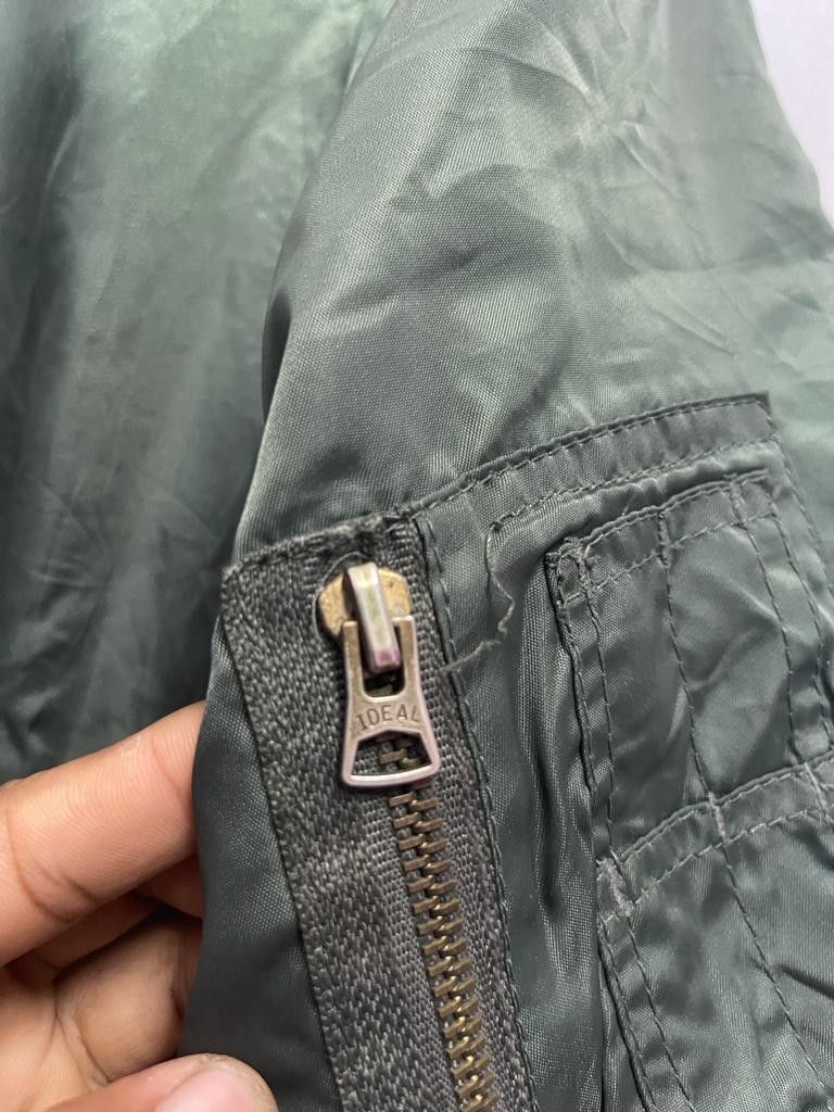 Jacket flyers outlet man intermediate
