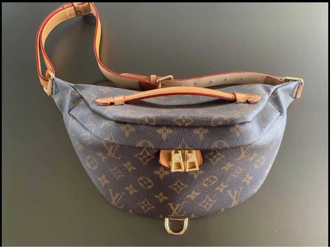 Louis Vuitton M55131 Epi lv Circle Bam Bag Hip Bag / Bag Pinggang Epi Lelaki  Kulit