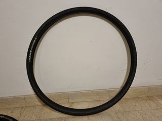 700X35C GIANT S-X3 TIRES