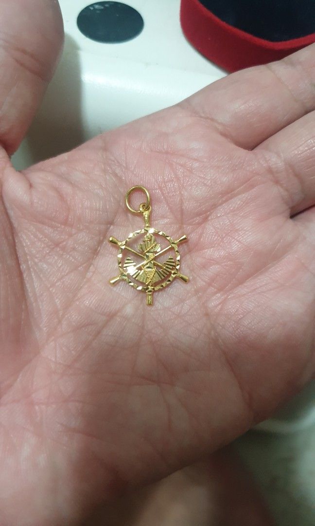 Kshatriya gold clearance lockets