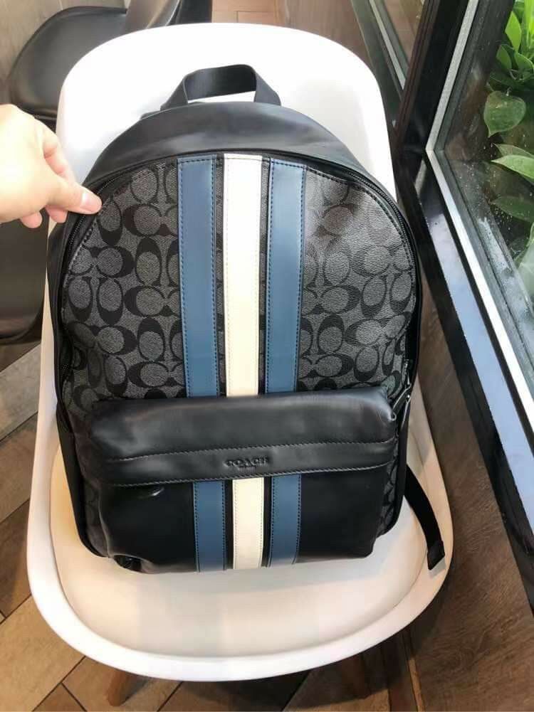 🇺🇲 Authentic Coach Backpack (Category: Luxury Bags & Wallets) located in Santa Cruz. Submitted by janelovebagswatchesshoesph (Listing ID 1203675920, Image 2). Description: .