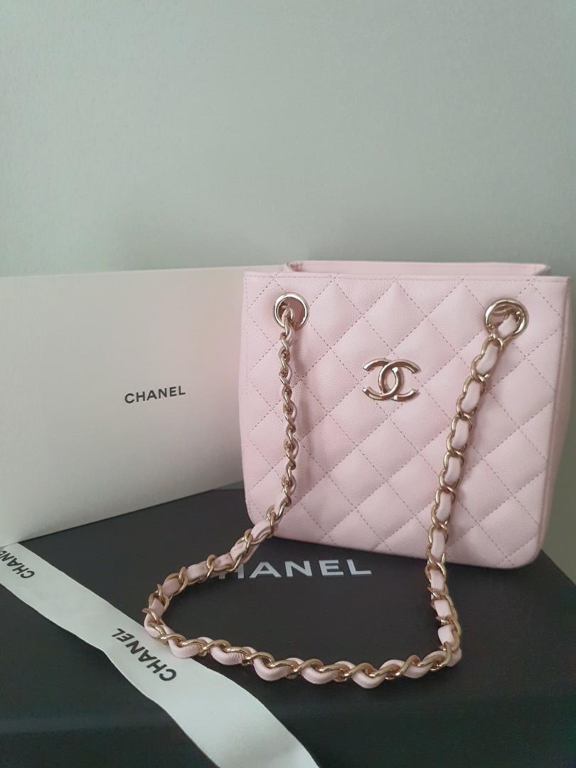 💖 Chanel 22S Mini Bucket Bag in Light Pink 💖, Luxury, Bags & Wallets on  Carousell