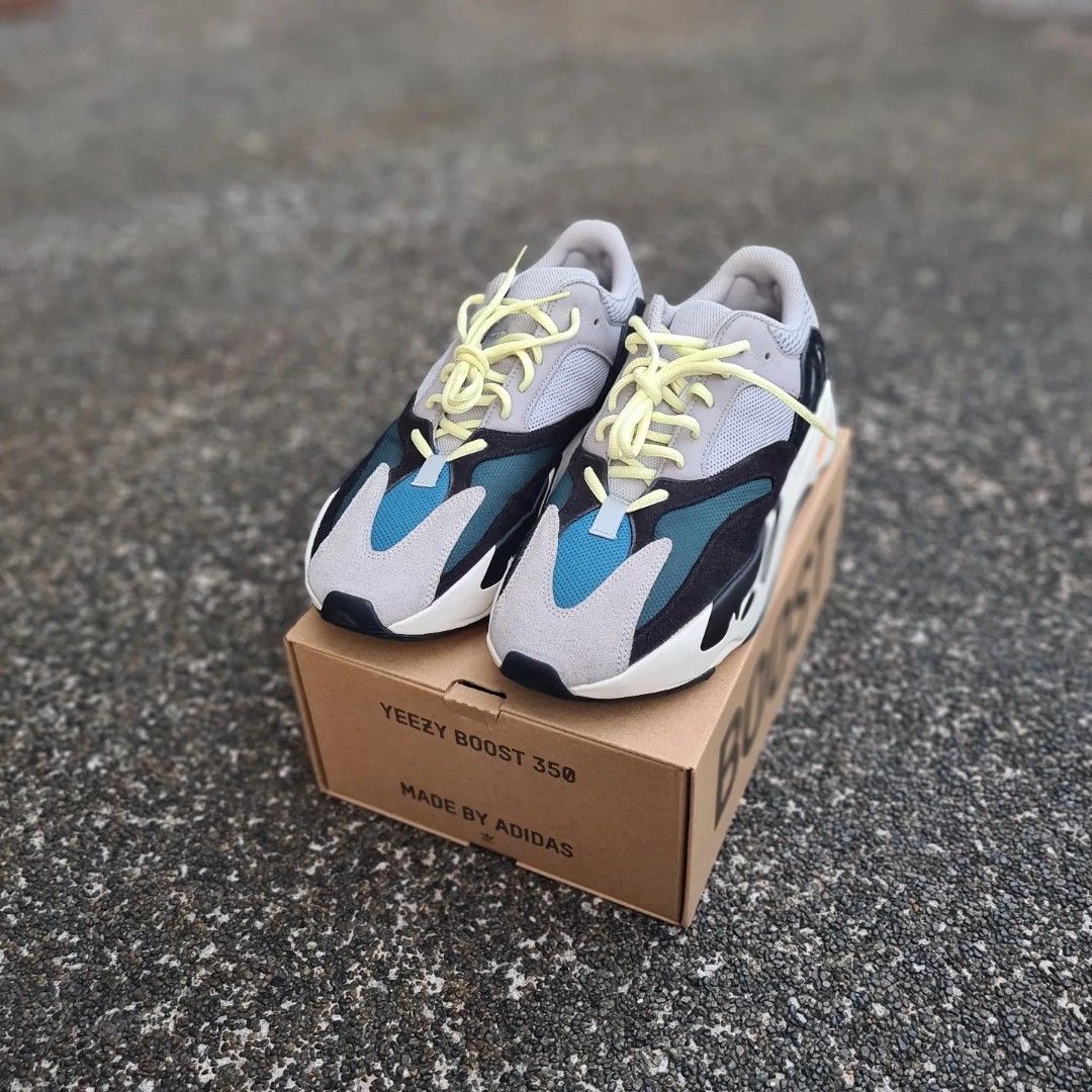 yeezy boost waverunner