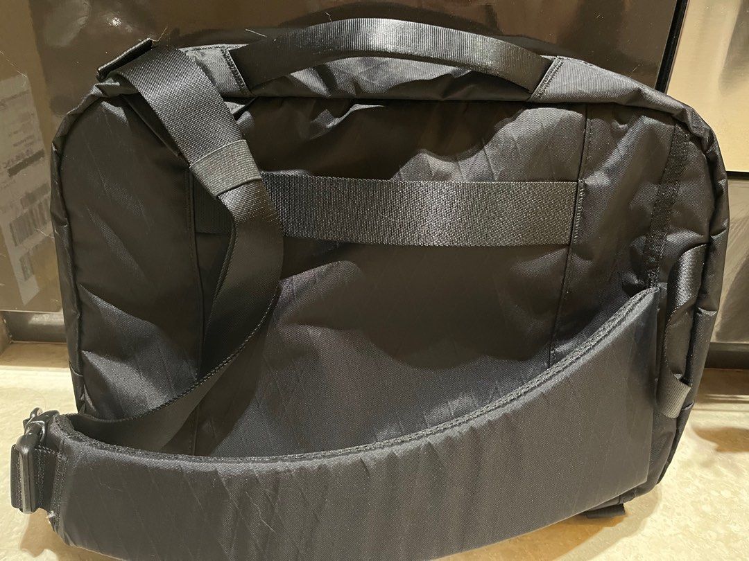 Aer Travel Sling 2 XPac, Men's Fashion, Bags, Sling Bags on Carousell
