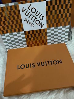 17x17x7cm Genuine Louis Vuitton LV Full Set Box Dust bag/Ribbon/Carrier bag/ card