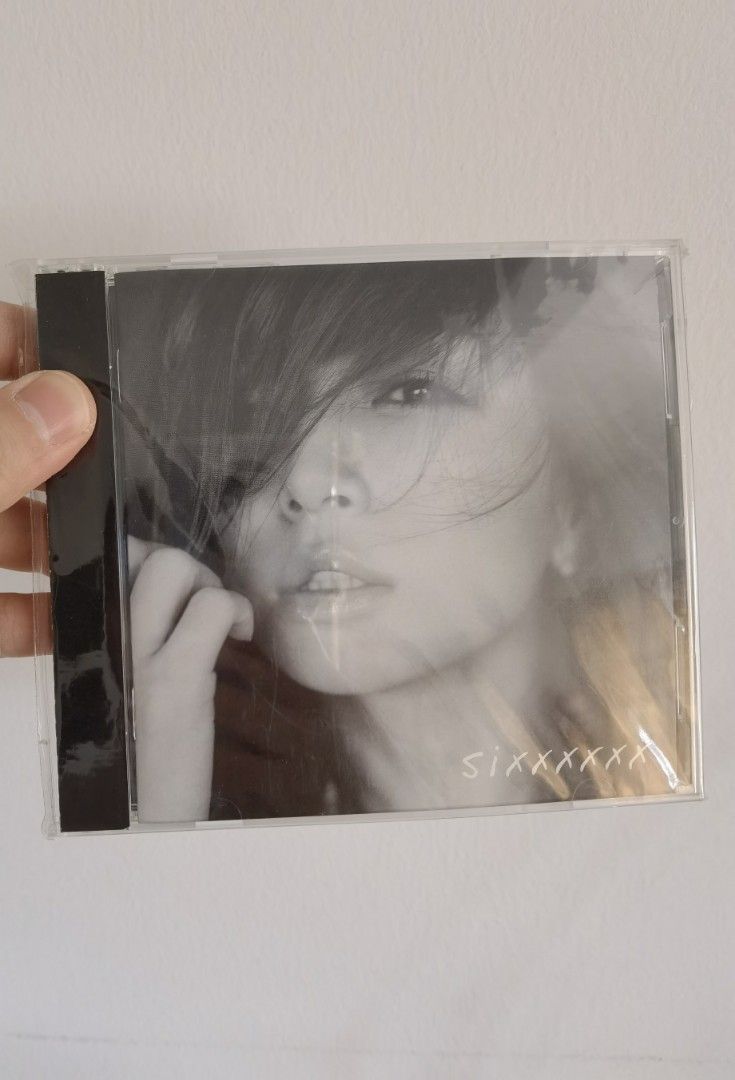 Ayumi Hamasaki 2022 Calendar