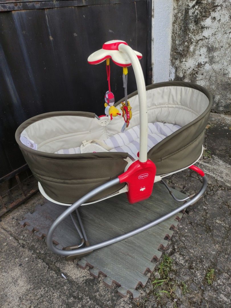 Baby Rocker Napper, Babies & Kids, Infant Playtime on Carousell