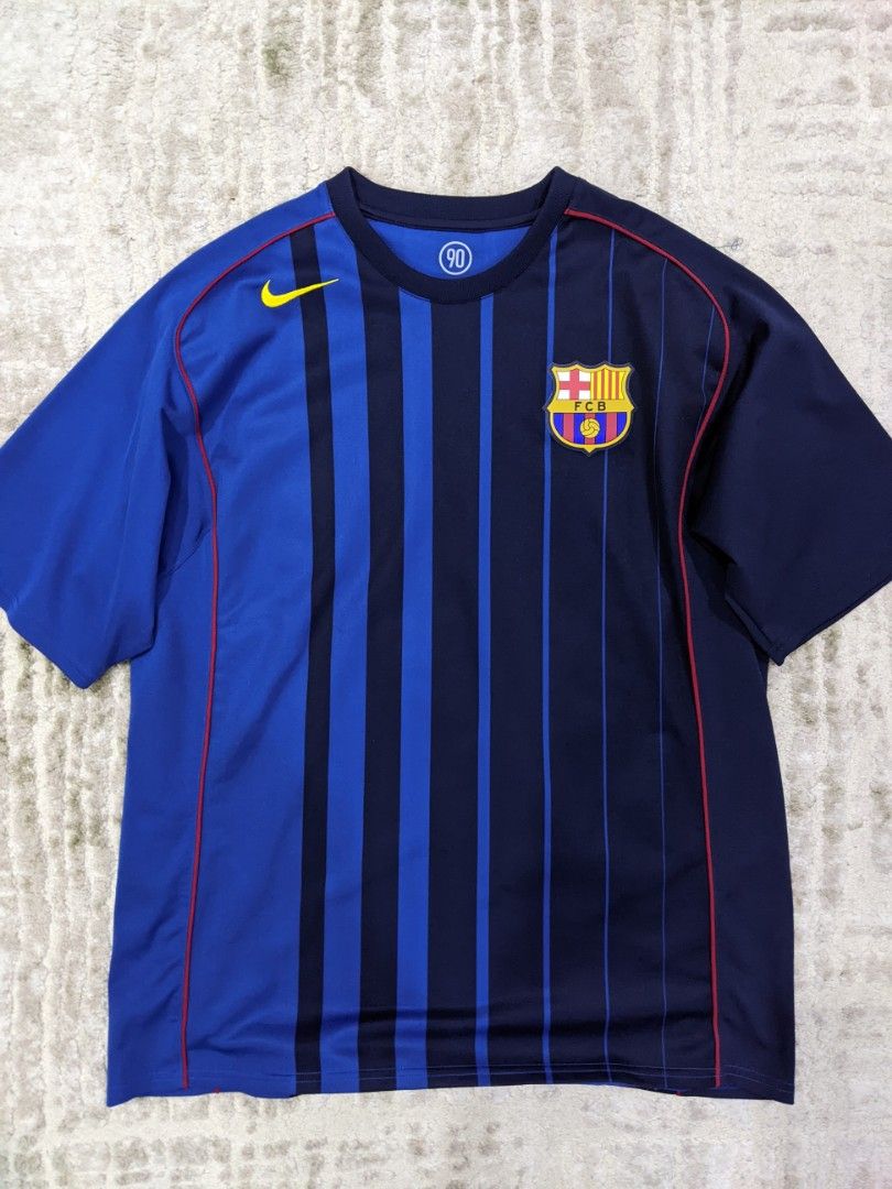 Barcelona 2004 away kit discount