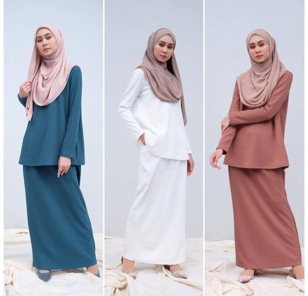 Qalaqisya Comfort wear, Women's Fashion, Muslimah Fashion, Baju