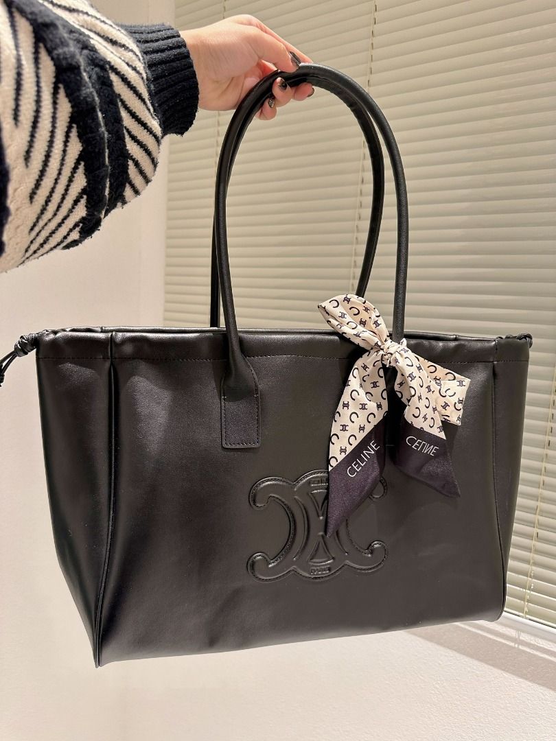 Celine black tote bag clearance