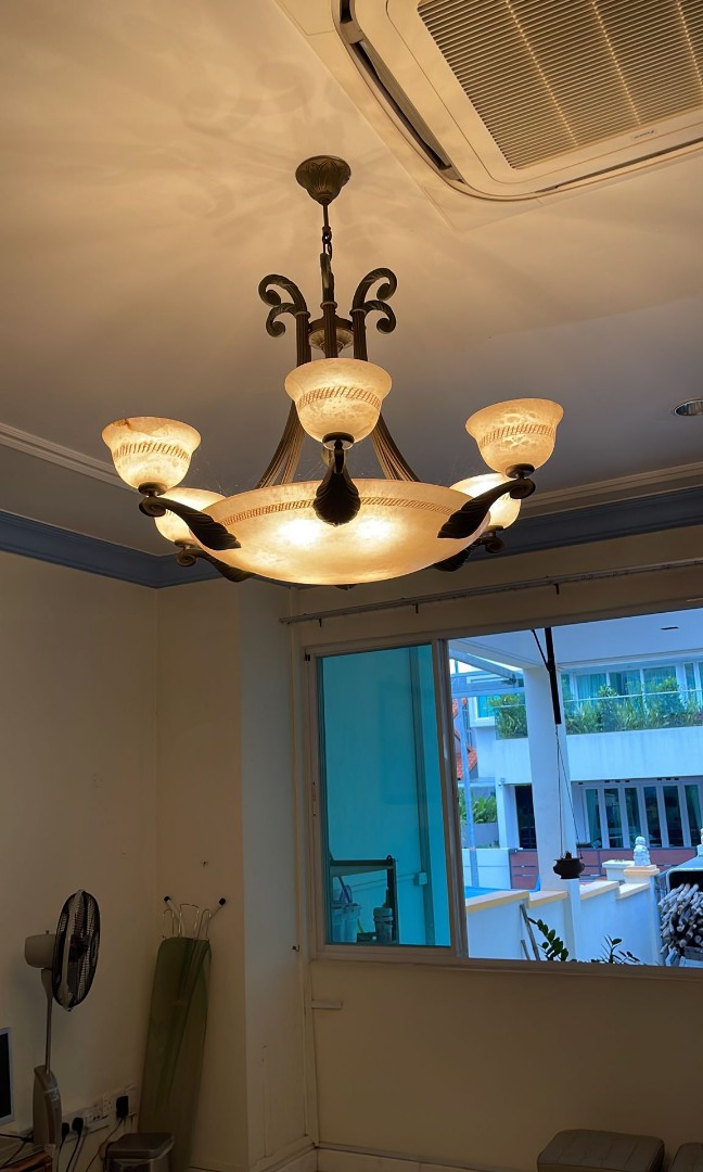 chandelier outlet