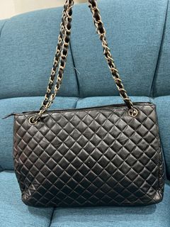 500+ affordable chanel caviar tote bag For Sale, Bags & Wallets