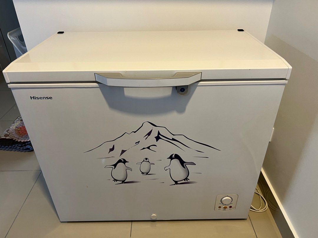 Chest freezer Hisense 205L, TV & Home Appliances, Kitchen Appliances, Refrigerators & Freezers