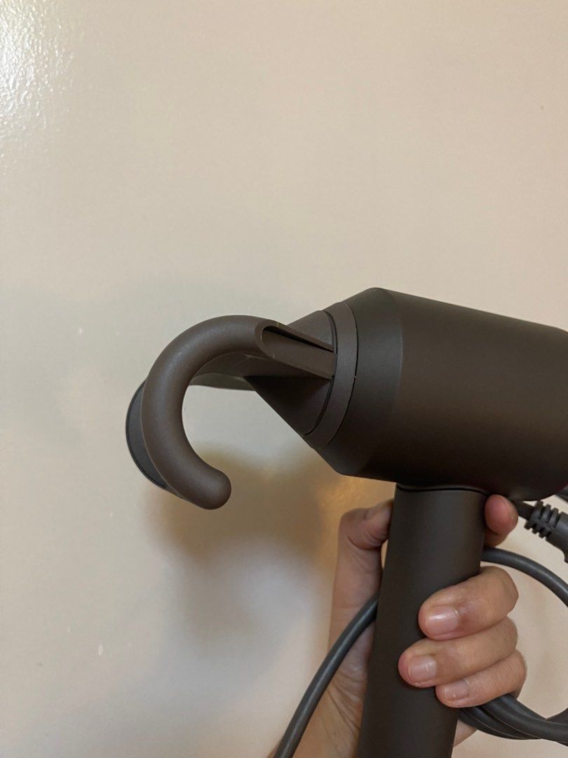 Class A dyson hair dryer attachment, Beauty & Personal Care, Hair on