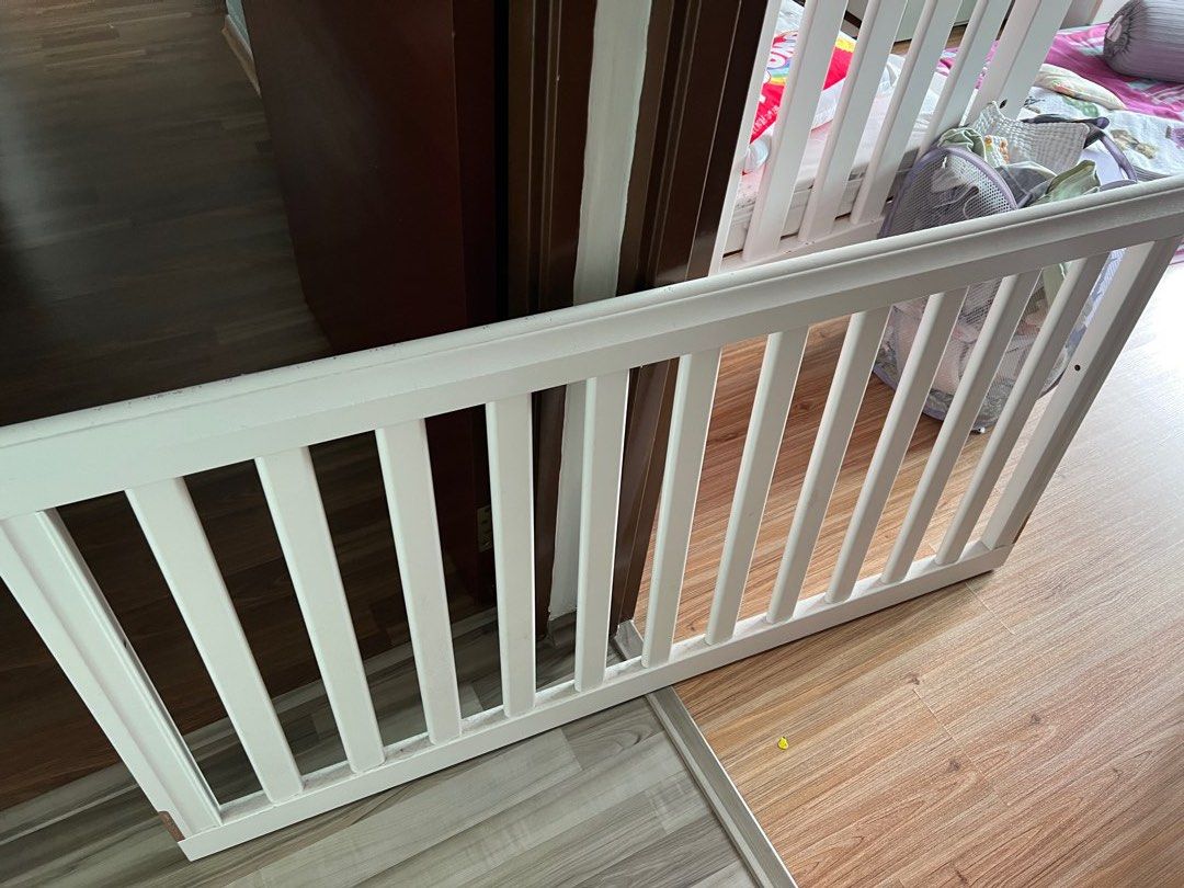 Classic Boori country cot easy drop side panel, Babies & Kids, Baby