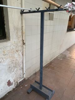 (Category: ) located in . Submitted by Jiayi (Listing ID 1203530663, Image 1). Description: .