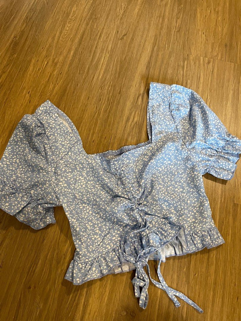 Tops in shein store