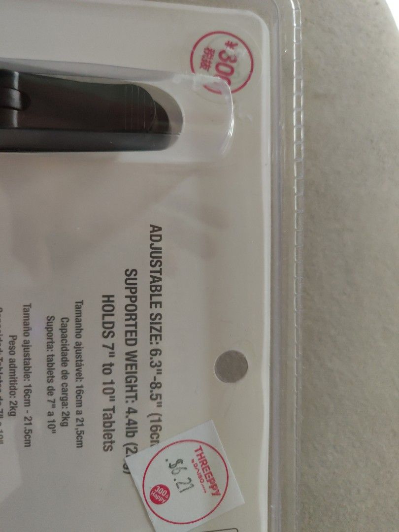 Daiso Car Tablet Holder, Car Accessories, Accessories on Carousell