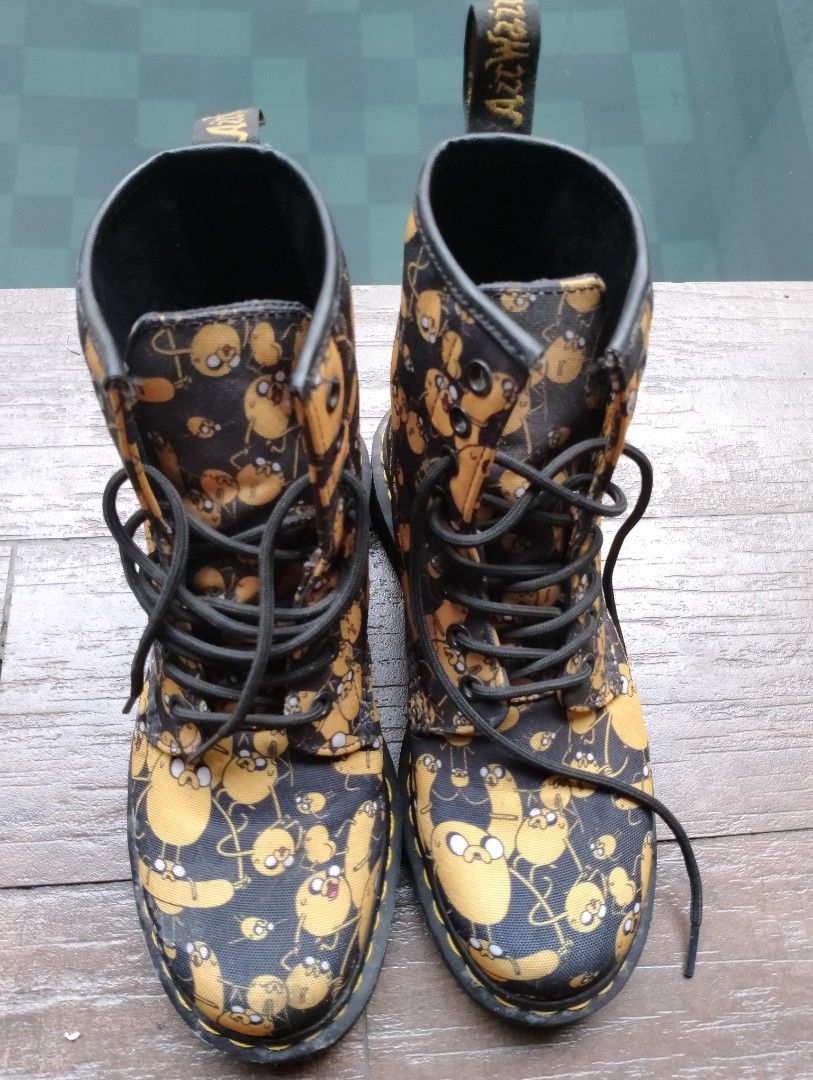 Dr martens cartoon hotsell network
