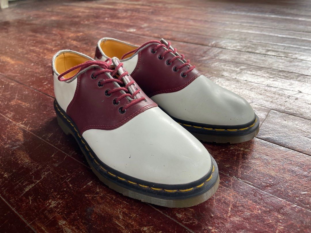Doc martens 5 eye deals