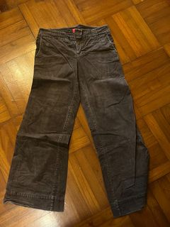 （分類：）位於 。 由 yelloaki 提交（商品編號 1203664784，圖片 1）。簡介： 。