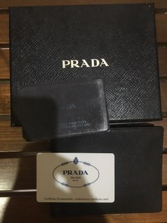 For sale Preloved Prada Saffiano men wallet kondisi masih bagus
