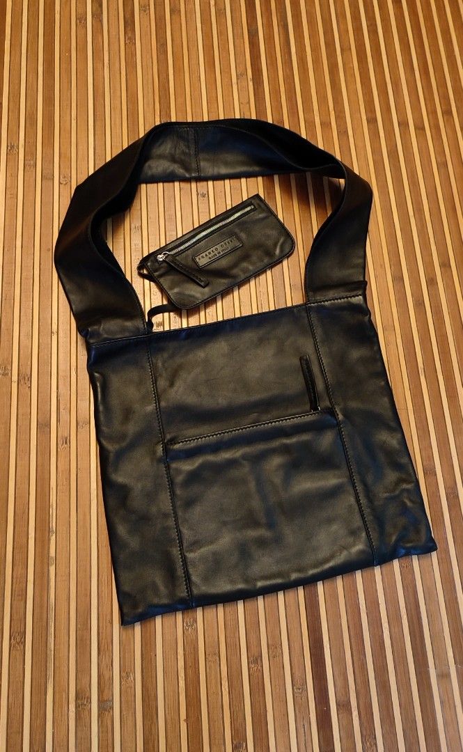 Franco Dessiショルダーハンドバック