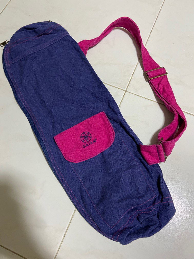 Gaiam yoga mat tote bag, Sports Equipment, Other Sports Equipment and  Supplies on Carousell