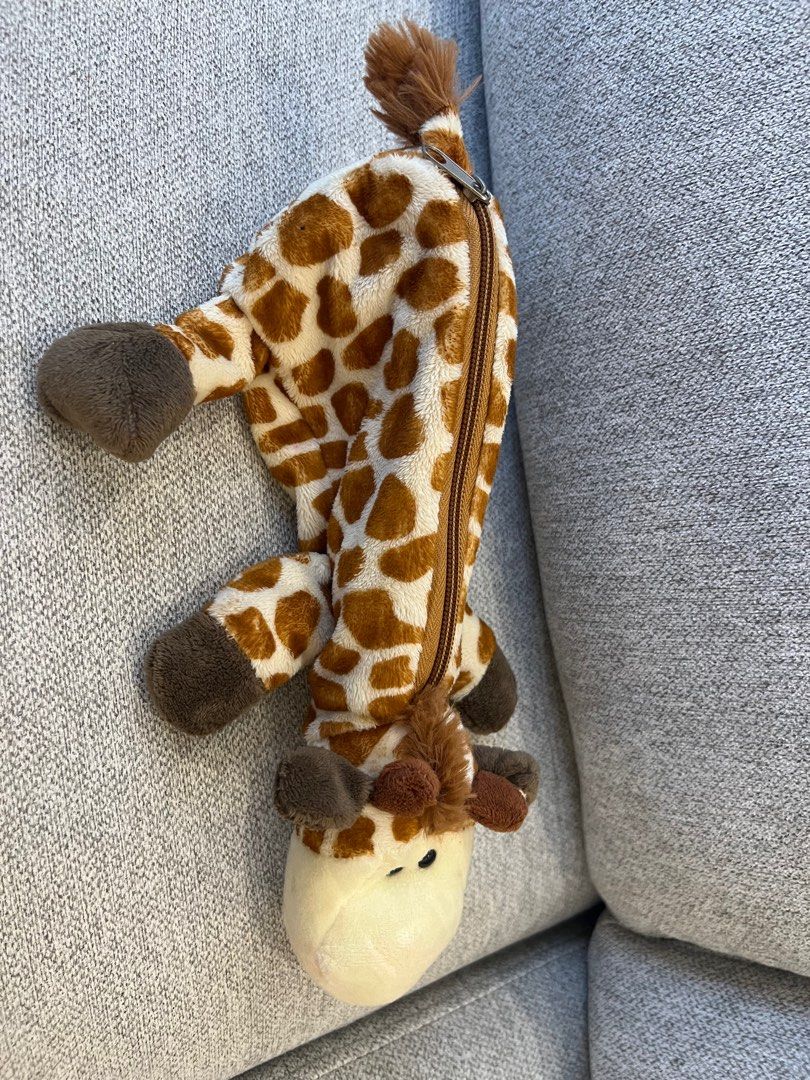 Giraffe clearance pencil case