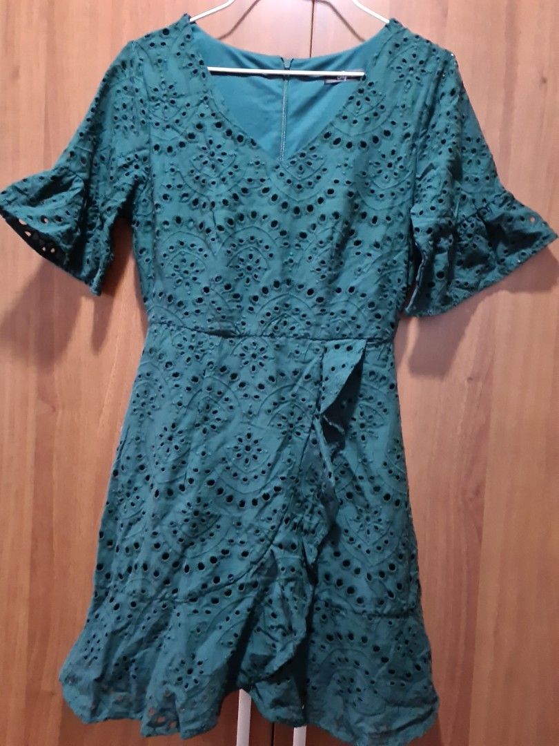 Green eyelet dress, Women's Fashion, Dresses & Sets, Dresses on Carousell