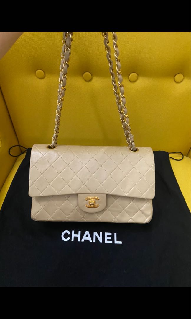 Chanel, Women's Fashion, Bags & Wallets, Shoulder Bags on Carousell