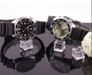 (Category: ) located in . Submitted by z-watches (Listing ID 1203720756, Image 1). Description: .