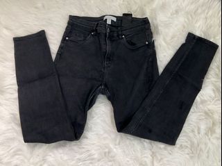 H&m black skinny jeans
