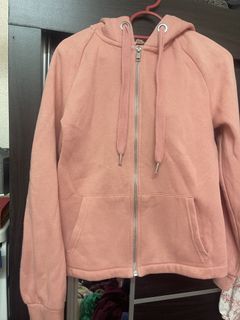 (Category: ) located in . Submitted by anne_preloved (Listing ID 1203527258, Image 1). Description: .