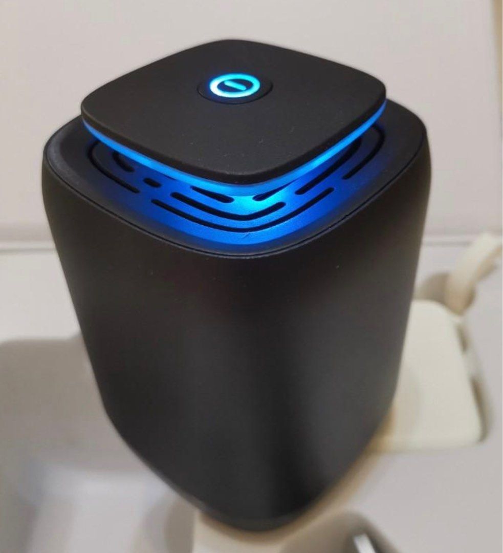 Huawei Entertainment Gift Package 3 Bluetooth Speaker Black Phone Stand Silver Retractable USB Carry Package