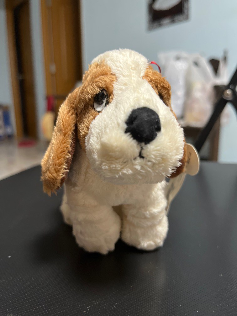 Hush puppies toy top