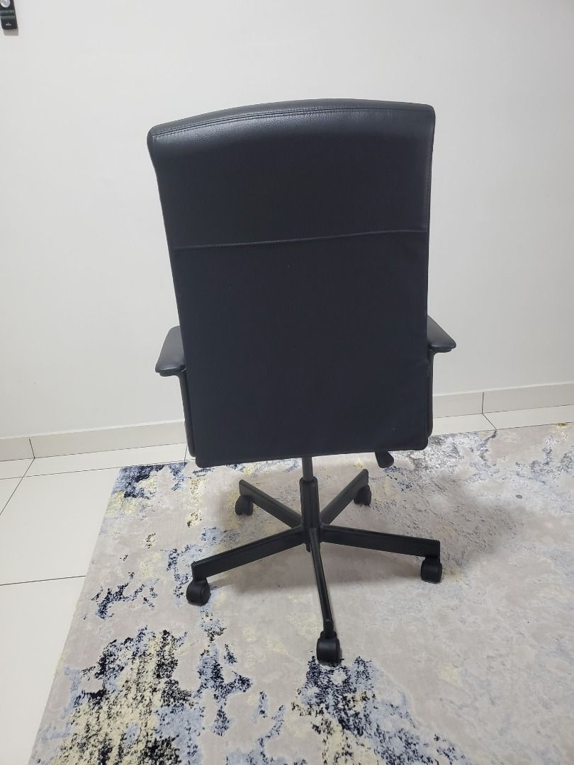 IKEA MILLBERGET Swivel office chair, Bomstad black, Furniture & Home