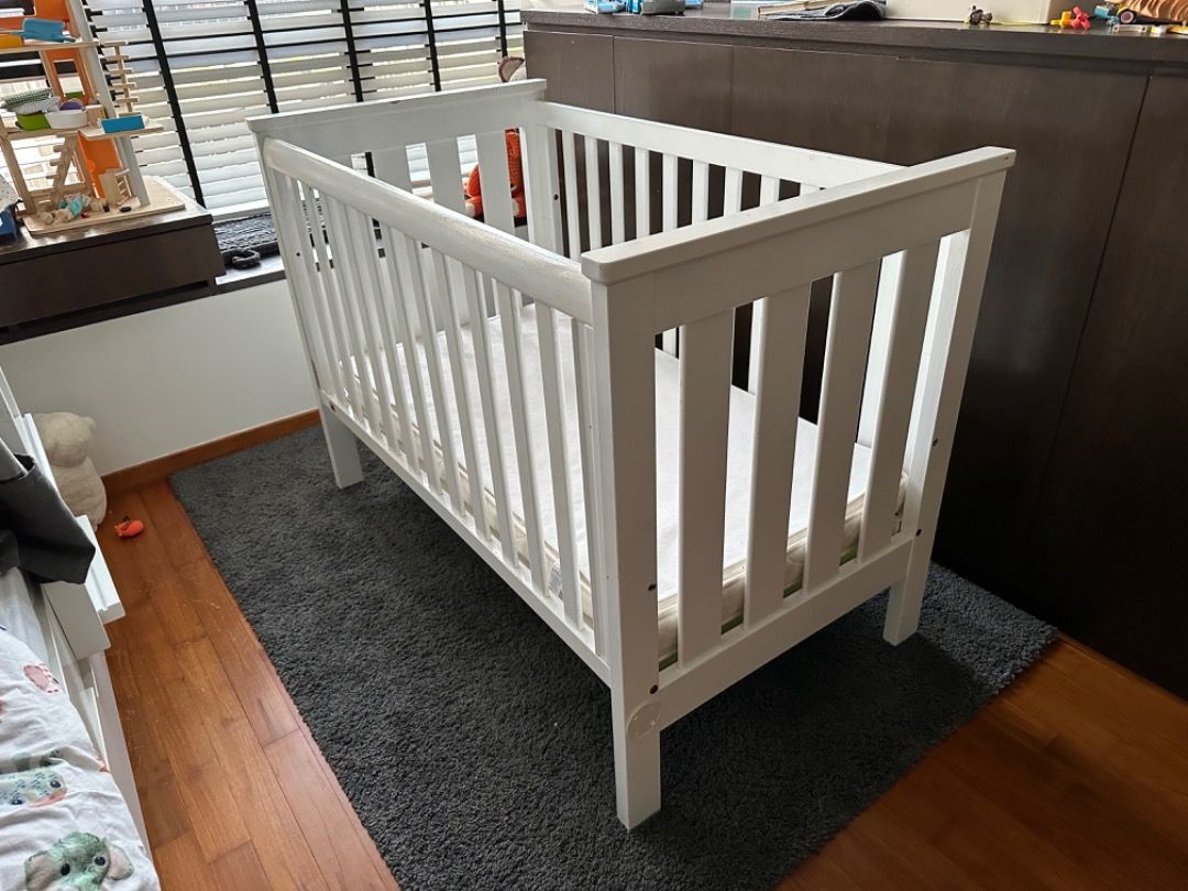 King parrot cot mattress discount